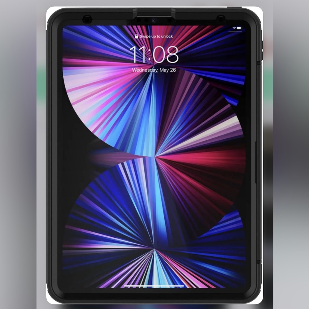 OtterBox ‘Defender Series’ Black Tablet Case for iPad 11”